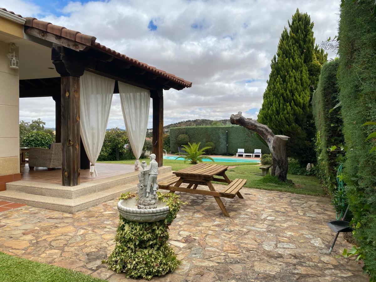 Jardin De La Yedra Cáceres Exterior foto